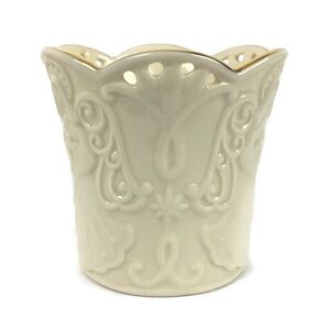 Lenox Vintage Merry Lights Angel Votive Candle Holder in Ivory